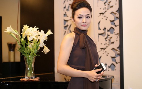VIDEO: Nghe Tinna Tình than 'Đời khó đoán' giữa tâm bão